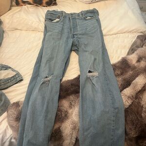 Levi's Women's Light Blue Distressed Skinny Jeans